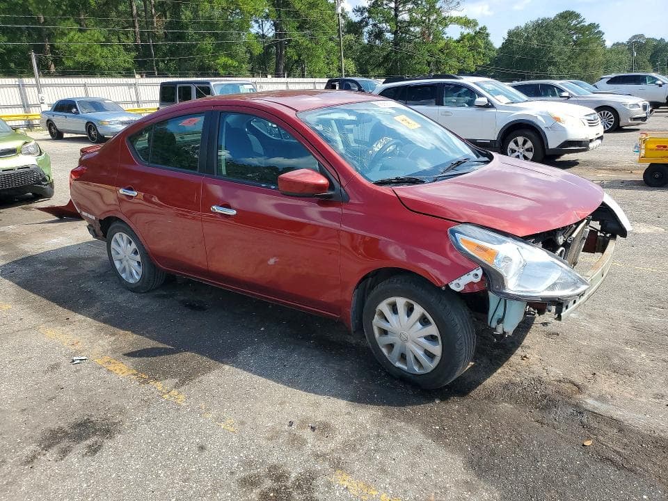 2017 NISSAN VERSA 1.6 SV 4