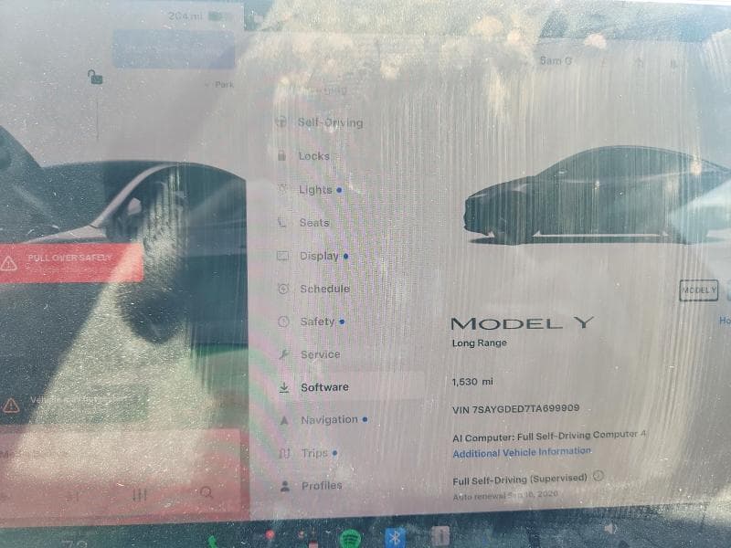 2026 TESLA MODEL Y 9