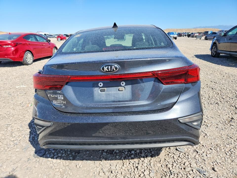 2021 KIA FORTE FE 6