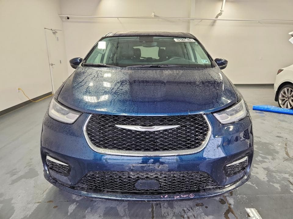 2023 CHRYSLER PACIFICA TOURING L 5