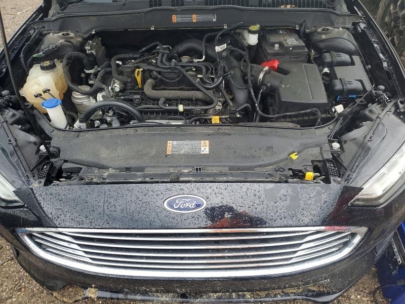2020 FORD FUSION SE 11