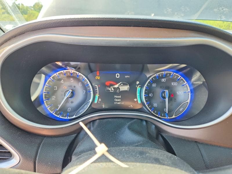 2018 CHRYSLER PACIFICA TOURING L PLUS 9