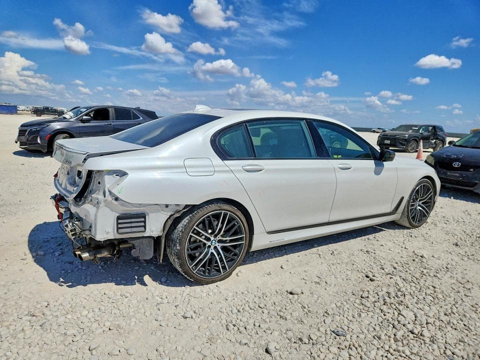 2018 BMW 750 I 3