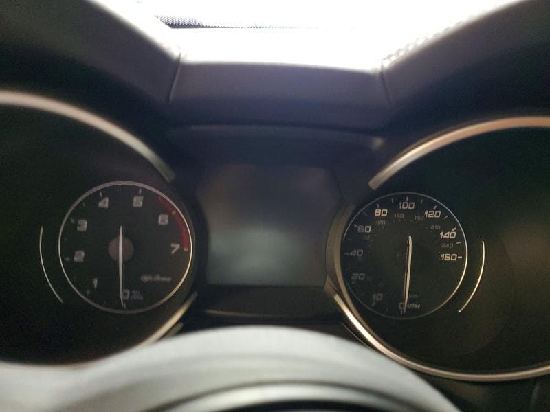 2022 ALFA ROMEO STELVIO TI 9