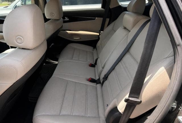 2020 KIA SORENTO EX V6 6