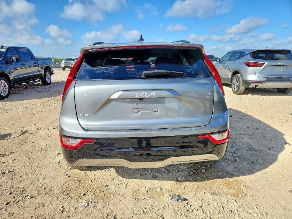 2024 KIA NIRO WIND 6