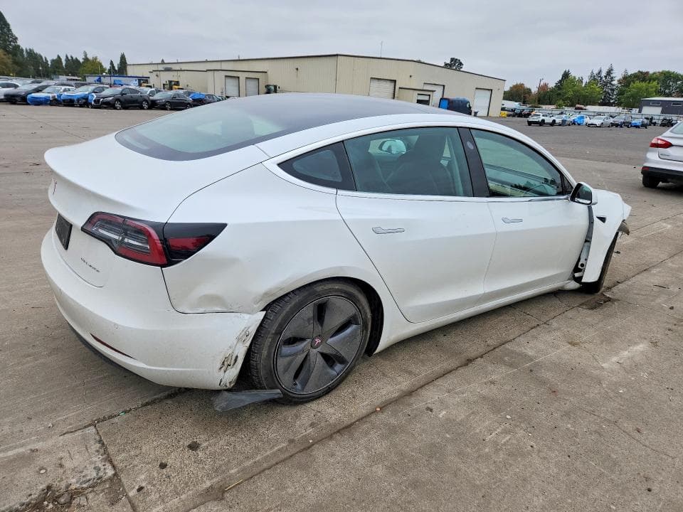 2020 TESLA MODEL 3 3