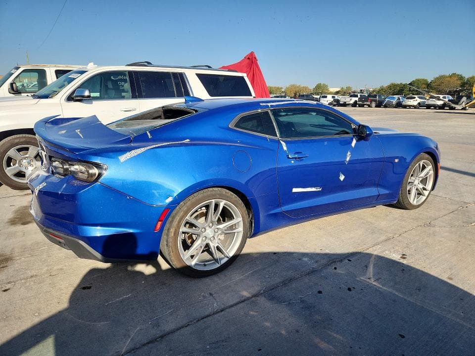 2022 CHEVROLET CAMARO RS 3