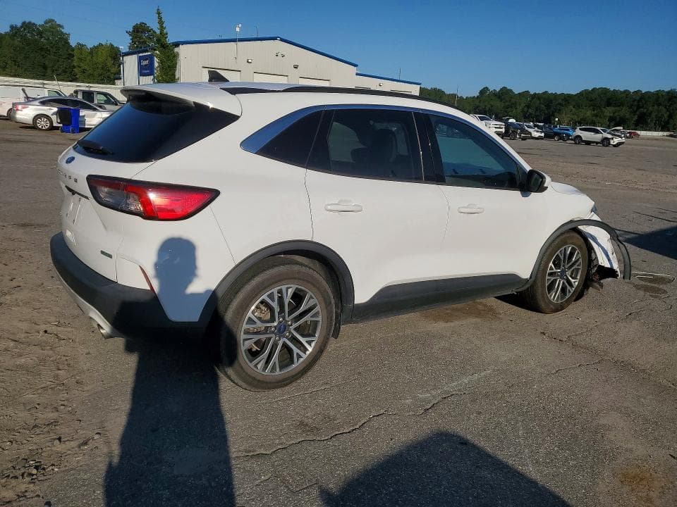 2020 FORD ESCAPE SEL 3