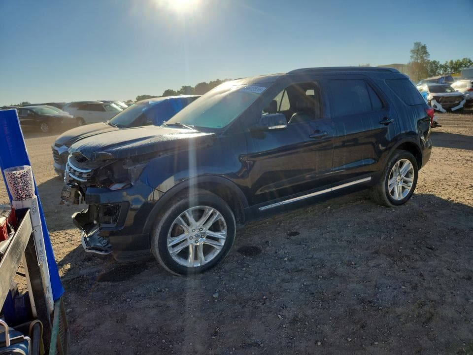 2017 FORD EXPLORER XLT - 1