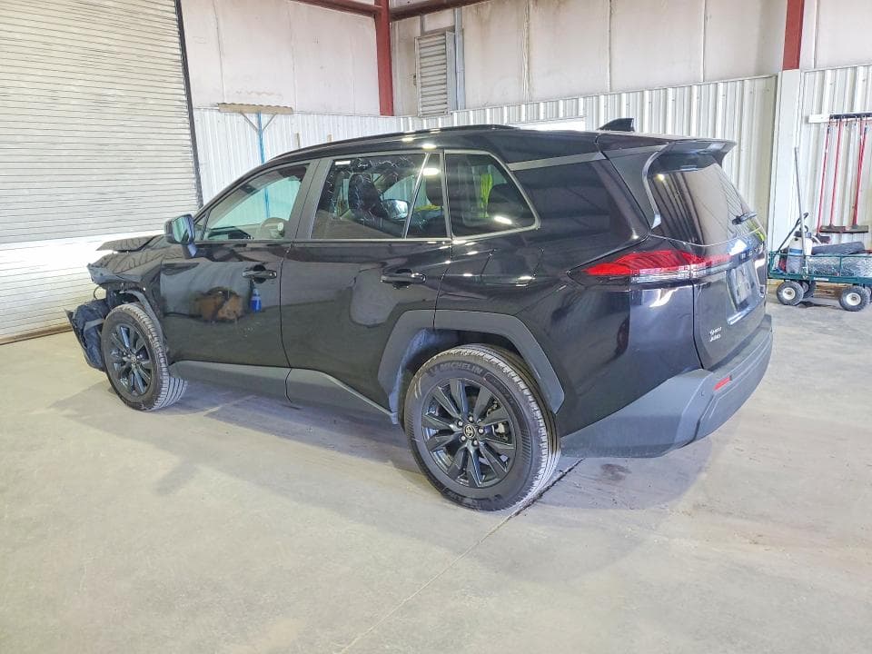 2026 TOYOTA RAV4 XLE PREMIUM 2