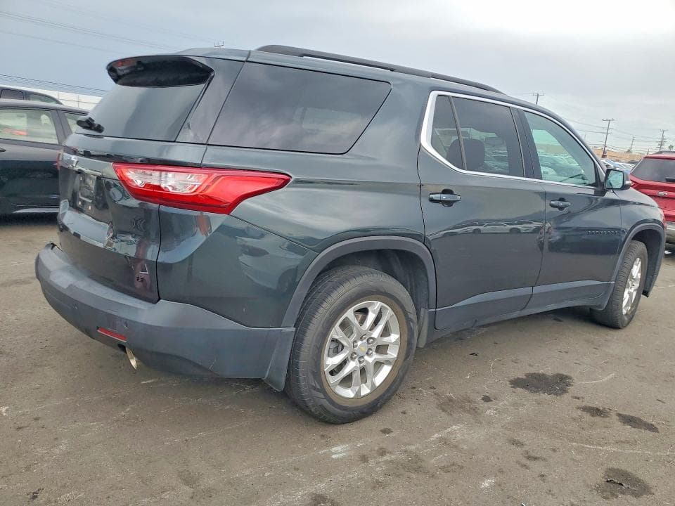 2021 CHEVROLET TRAVERSE LT 3