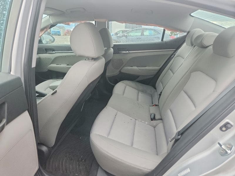 2017 HYUNDAI ELANTRA SE 10