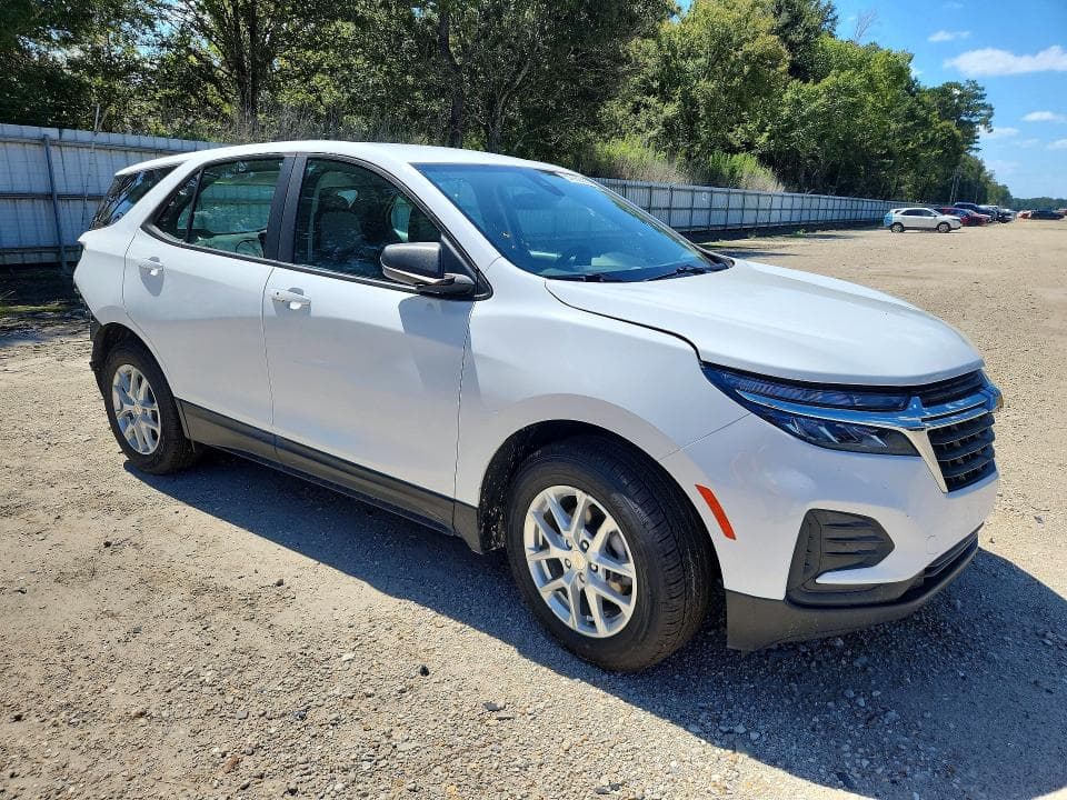 2022 CHEVROLET EQUINOX LS 4