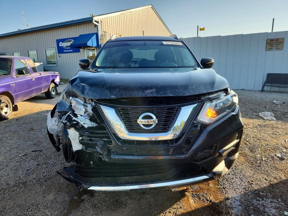 2017 NISSAN ROGUE SV 5