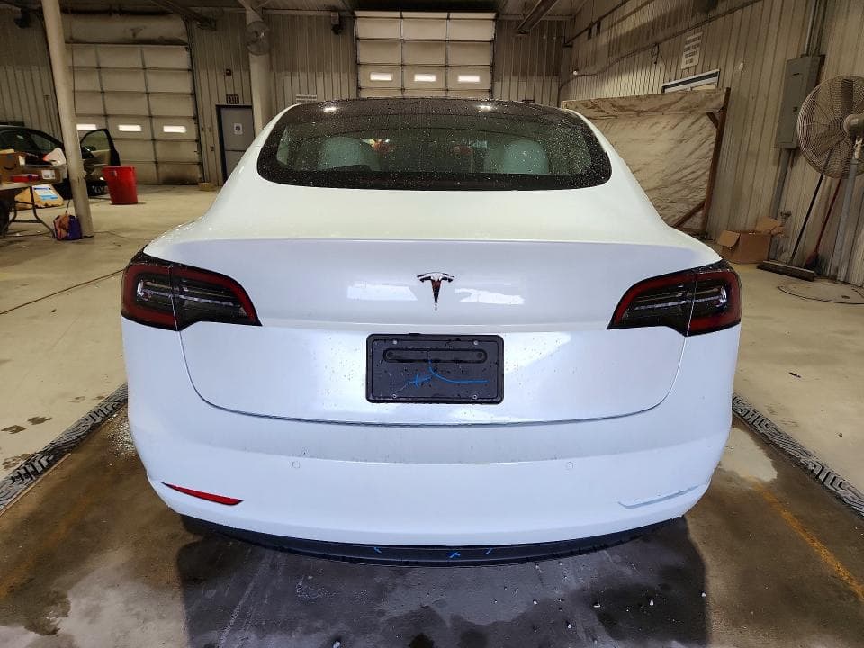 2021 TESLA MODEL 3 6
