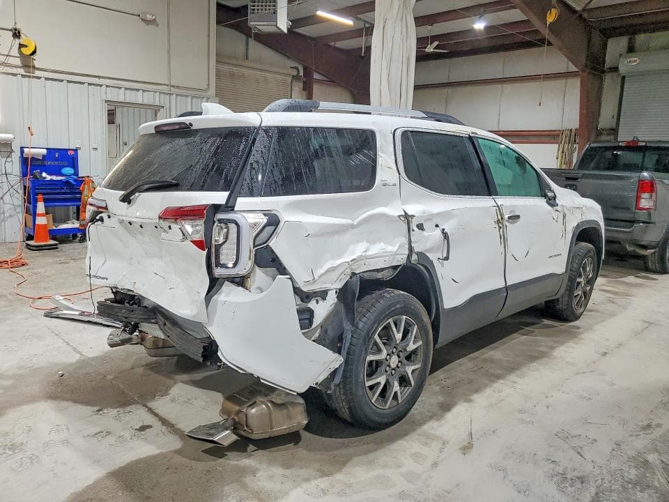 2021 GMC ACADIA SLE 3