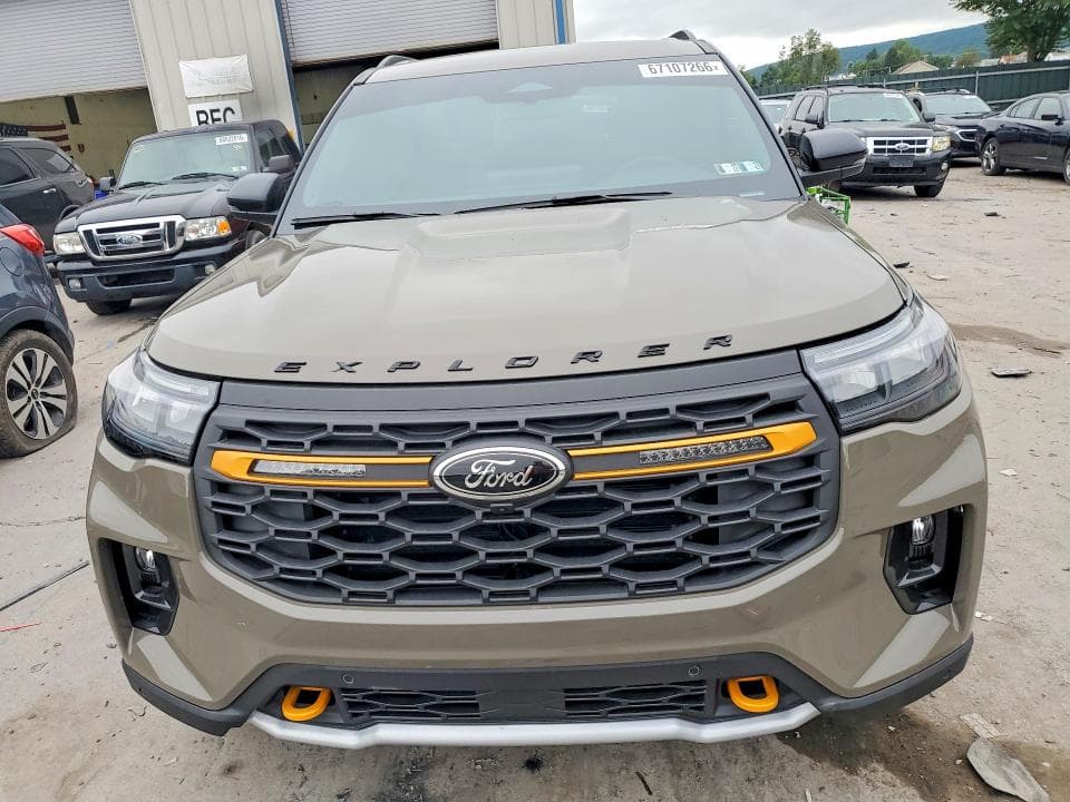 2026 FORD EXPLORER TREMOR 5