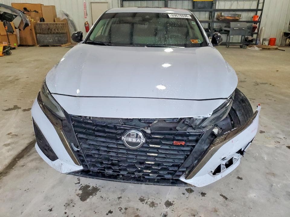 2023 NISSAN ALTIMA SR 5