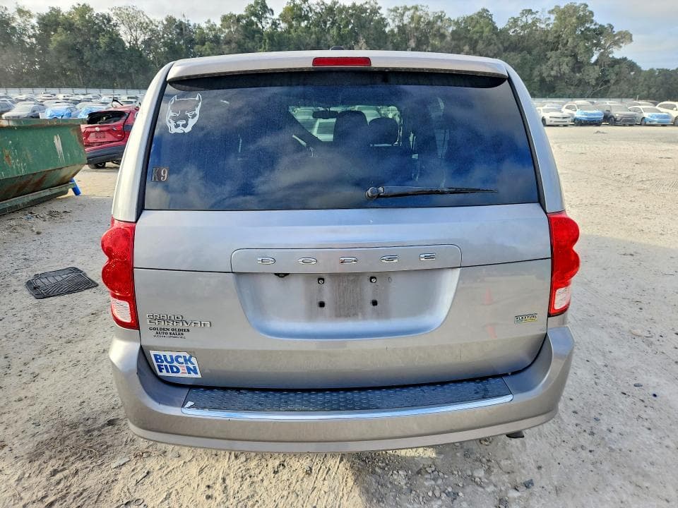 2017 DODGE GRAND CARAVAN SE 6