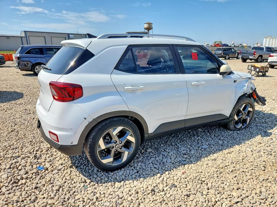 2021 HYUNDAI VENUE SEL 3