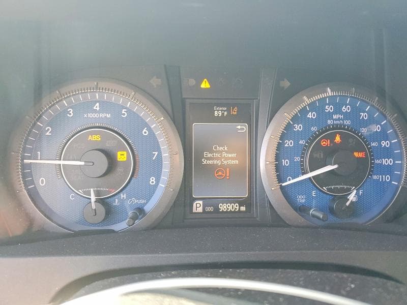 2018 TOYOTA SIENNA LE 9