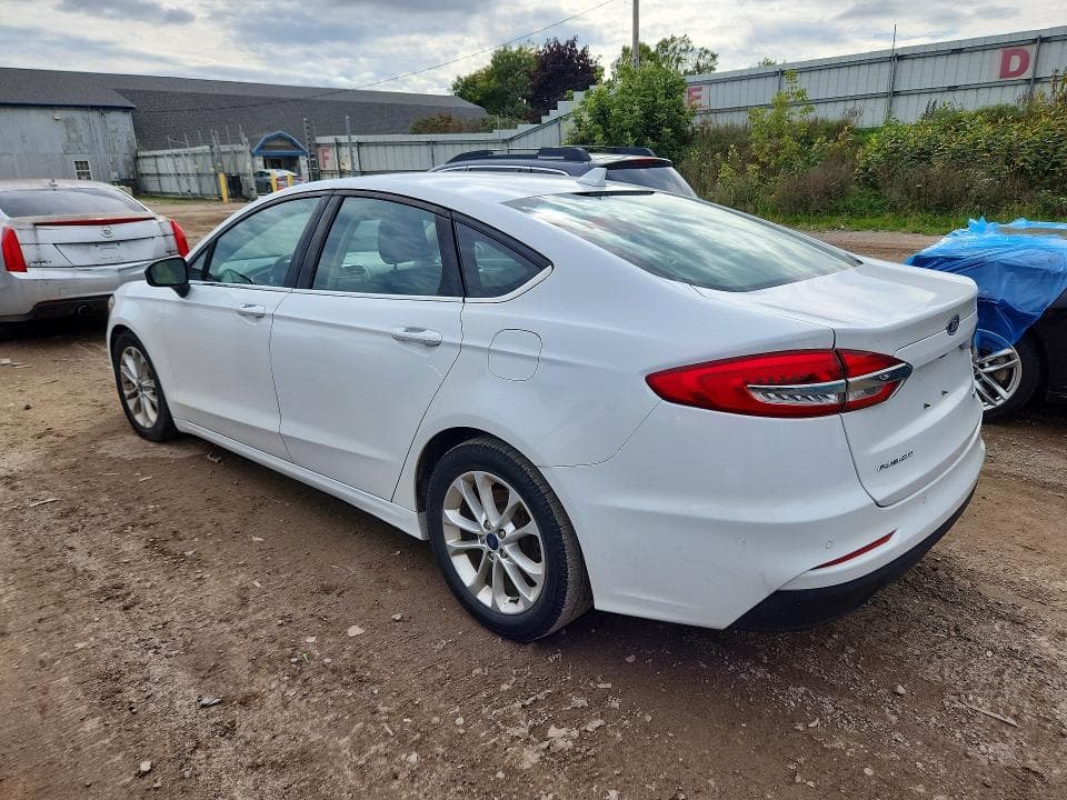 2019 FORD FUSION SE 2