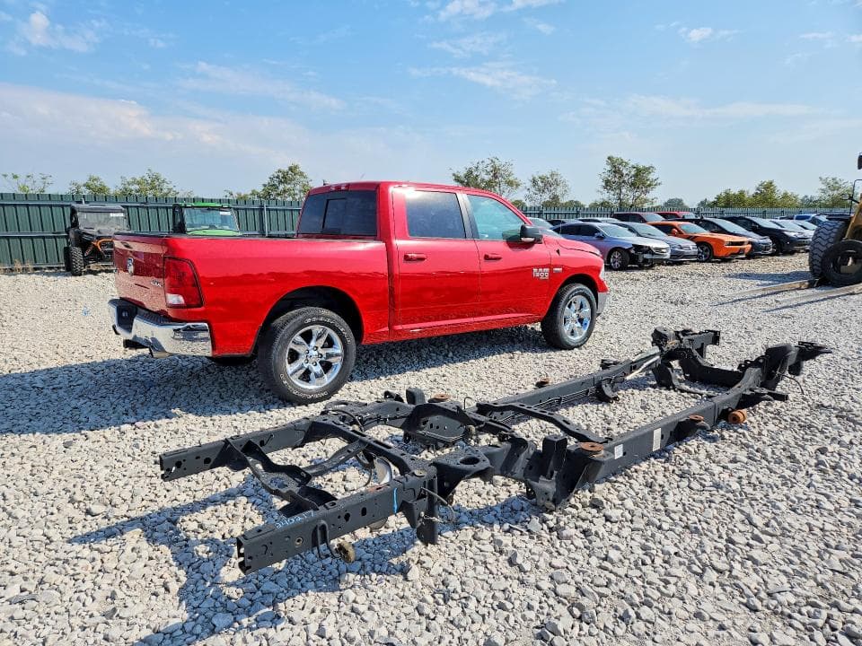 2019 RAM 1500 CLASSIC SLT 3