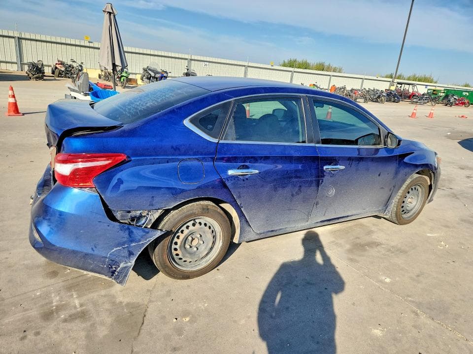 2019 NISSAN SENTRA S 3