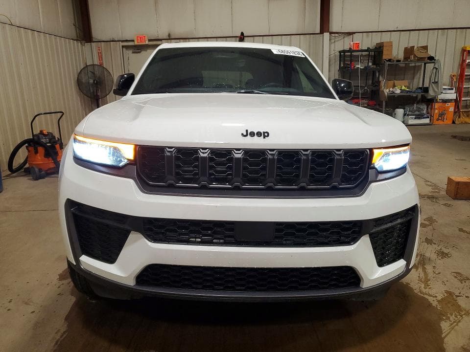 2026 JEEP GRAND CHEROKEE BASE 5