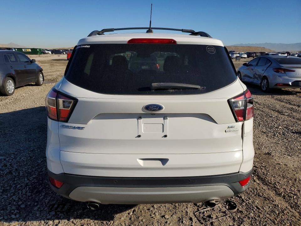 2017 FORD ESCAPE SE 6
