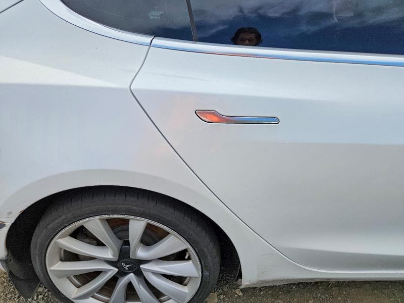2020 TESLA MODEL 3 10