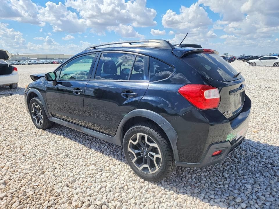 2017 SUBARU CROSSTREK 2