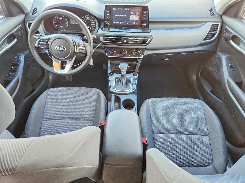 2021 KIA SELTOS LX 8