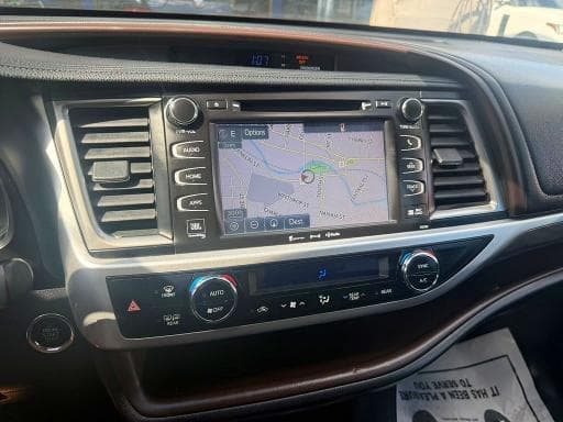 2017 TOYOTA HIGHLANDER LIMITED 6