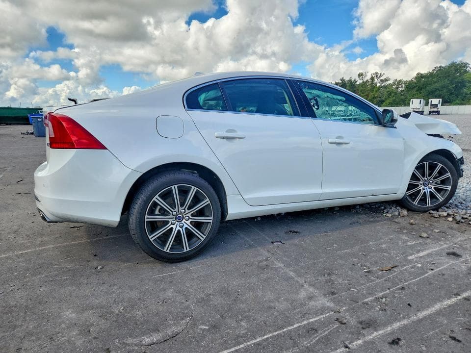2018 VOLVO S60 PREMIER 3