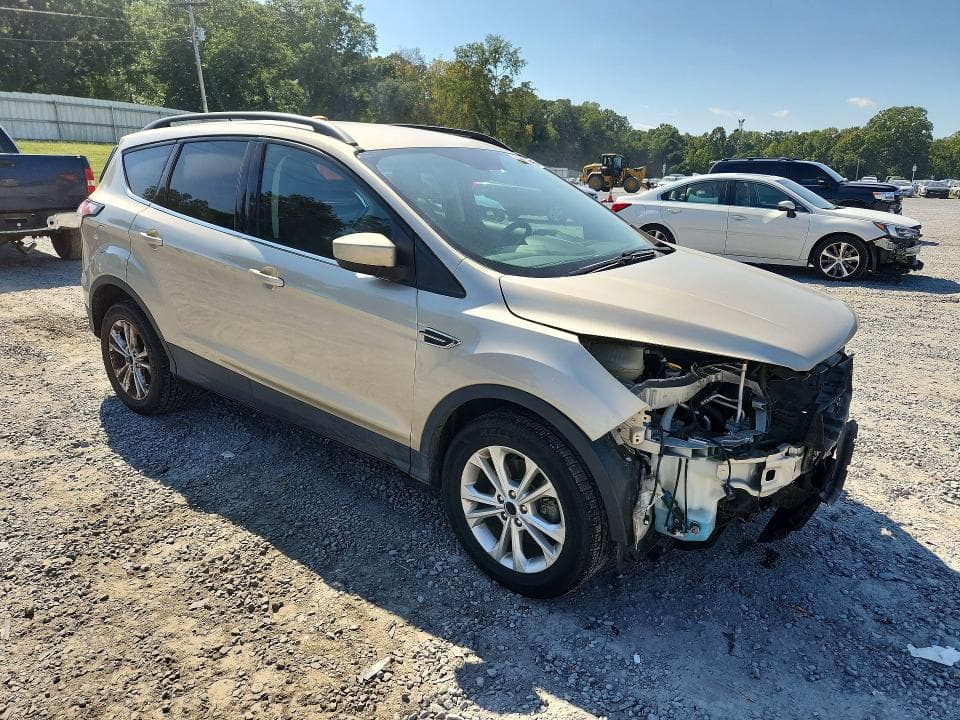 2018 FORD ESCAPE SE 4