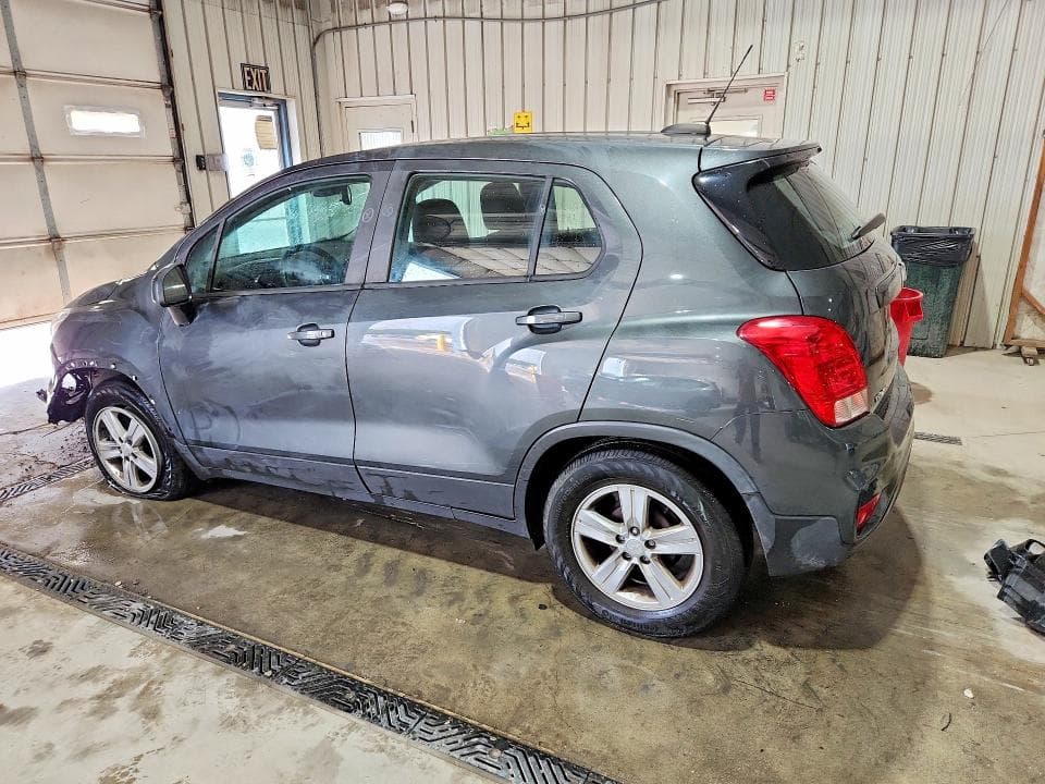 2019 CHEVROLET TRAX LS 2