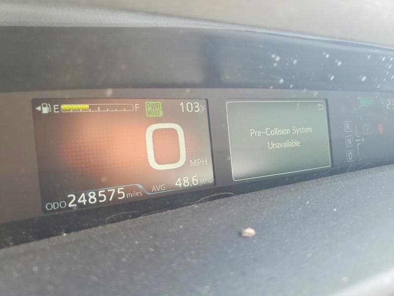 2018 TOYOTA PRIUS THREE 9