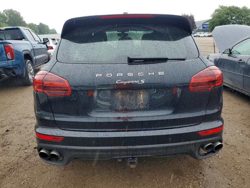 2018 PORSCHE CAYENNE S 6
