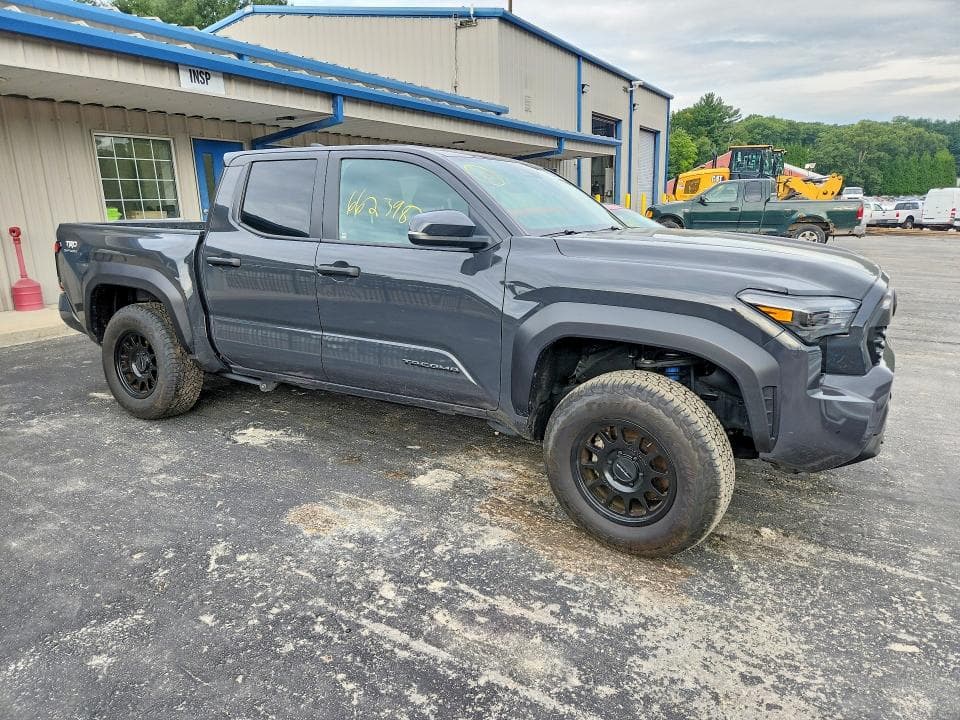 2025 TOYOTA TACOMA TRD OFF-ROAD 4