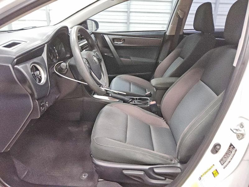 2017 TOYOTA COROLLA LE 7