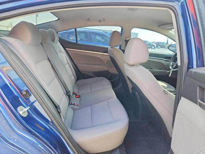 2019 HYUNDAI ELANTRA SE 10