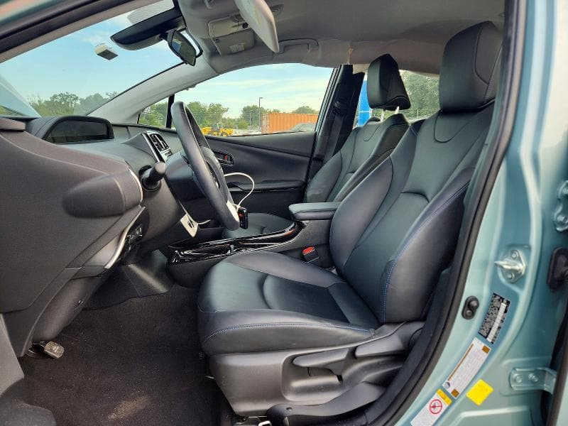 2018 TOYOTA PRIUS THREE TOURING 7