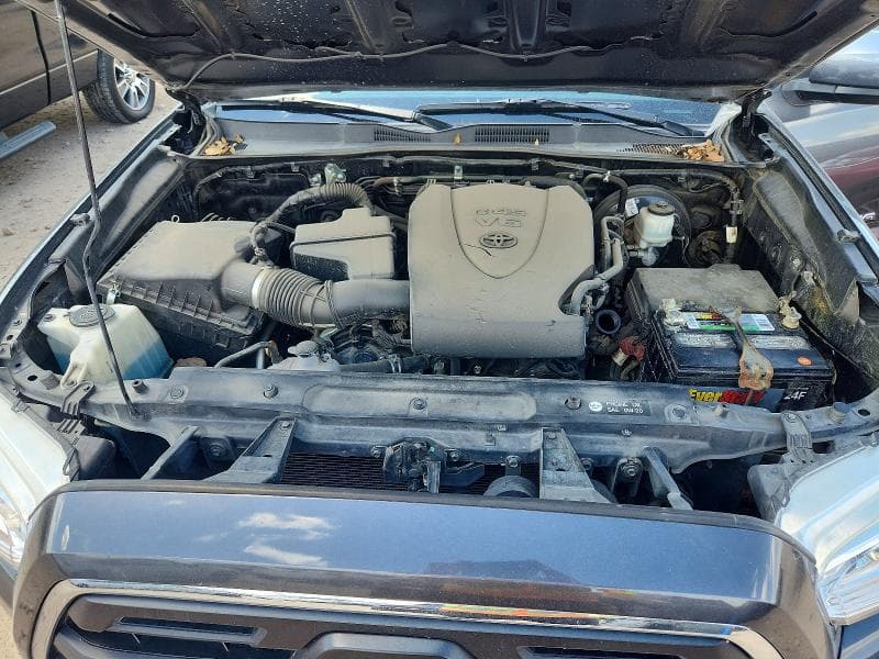 2019 TOYOTA TACOMA SR5 V6 11