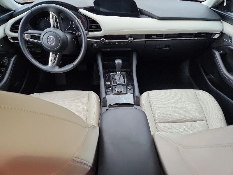 2019 MAZDA 3 PREMIUM 8