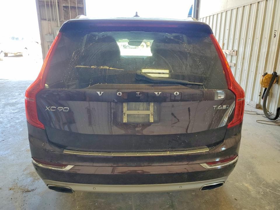 2018 VOLVO XC90 T6 6