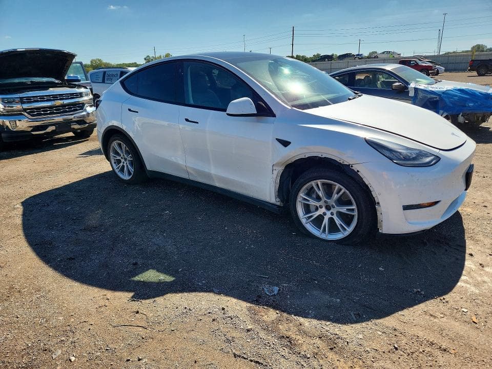 2021 TESLA MODEL Y 4