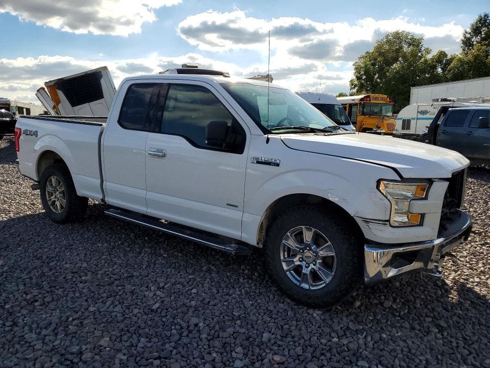 2017 FORD F150 SUPER CAB 4