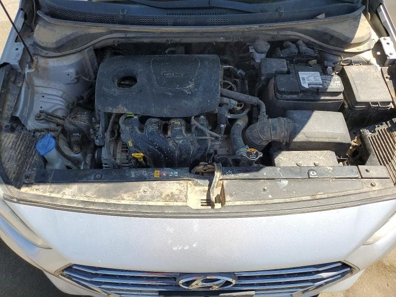 2019 HYUNDAI ACCENT SE 11